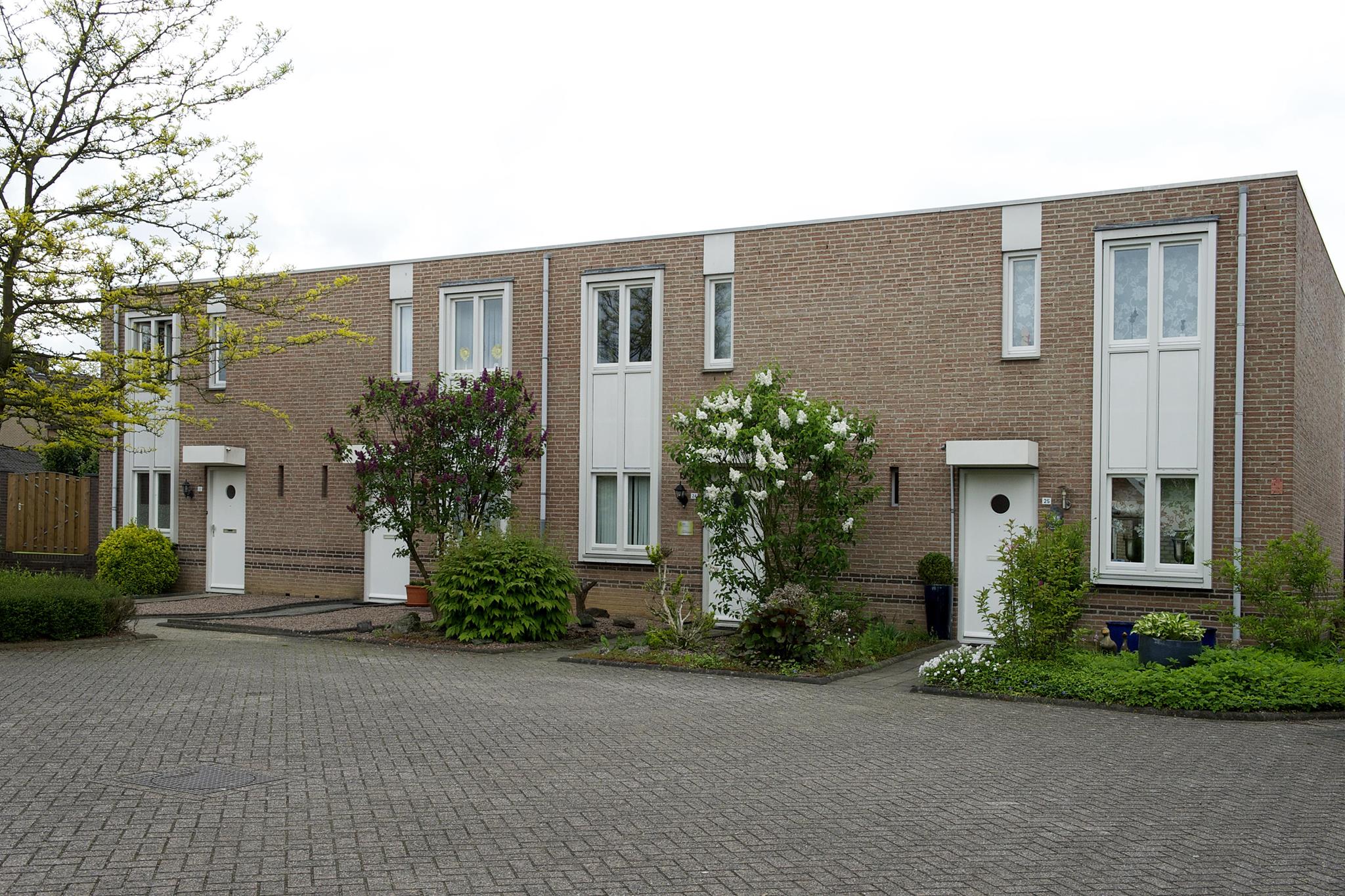 Agneshof 25, 6361 BN Nuth, Nederland