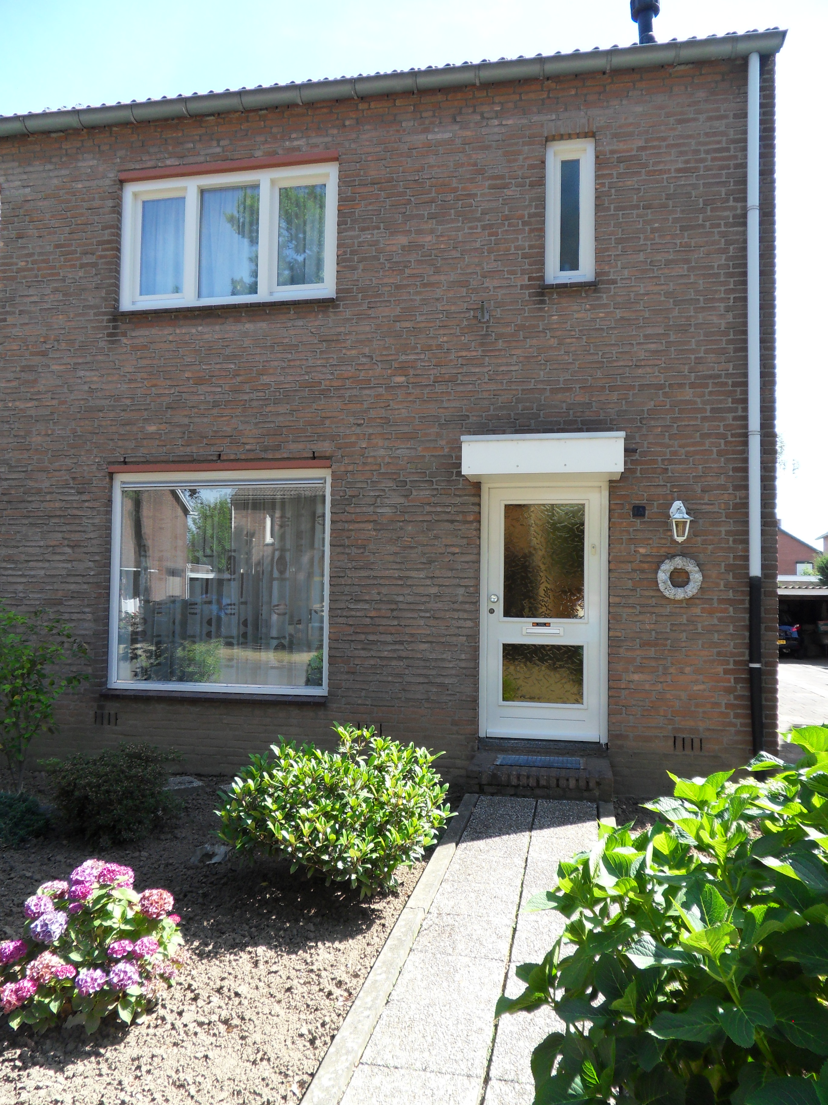 Beneluxlaan 1A, 6127 CG Grevenbicht, Nederland