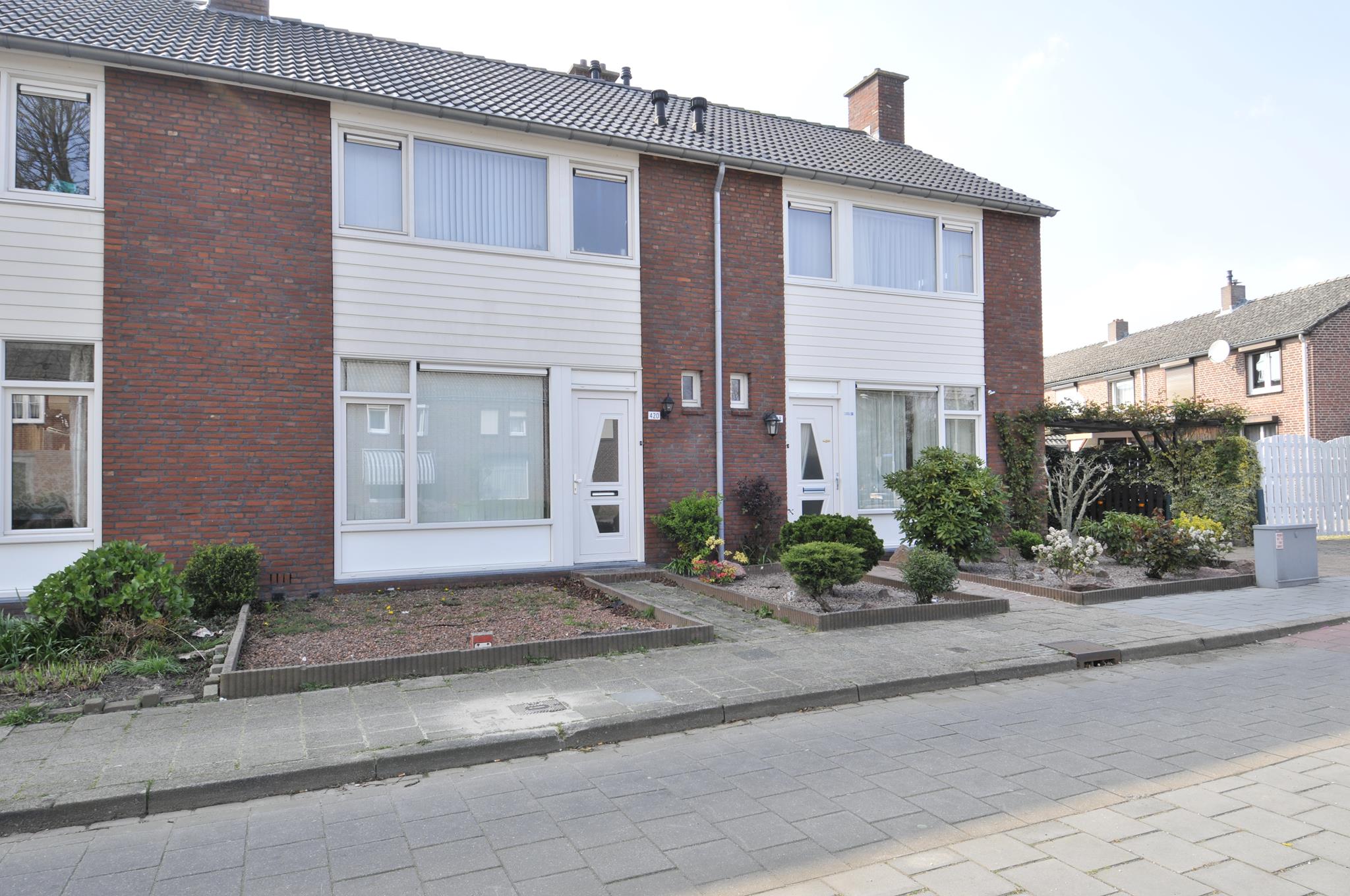 Bredeweg 418, 6044 XD Roermond, Nederland