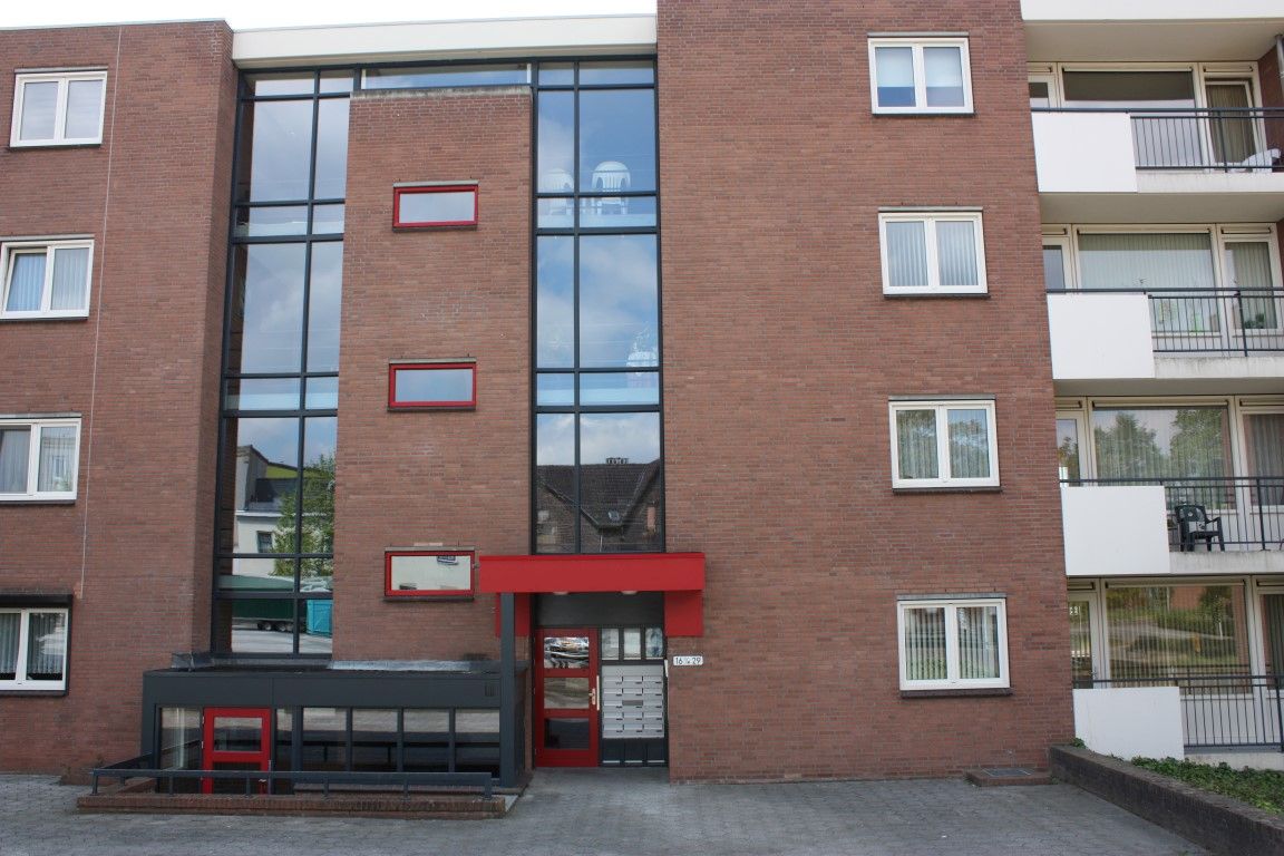 Doctor Ackensplein 19