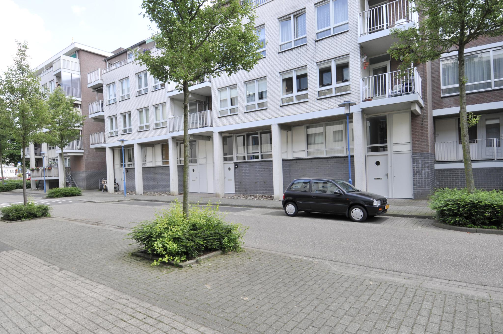 Sint Jacobslaan 1, 6041 LJ Roermond, Nederland