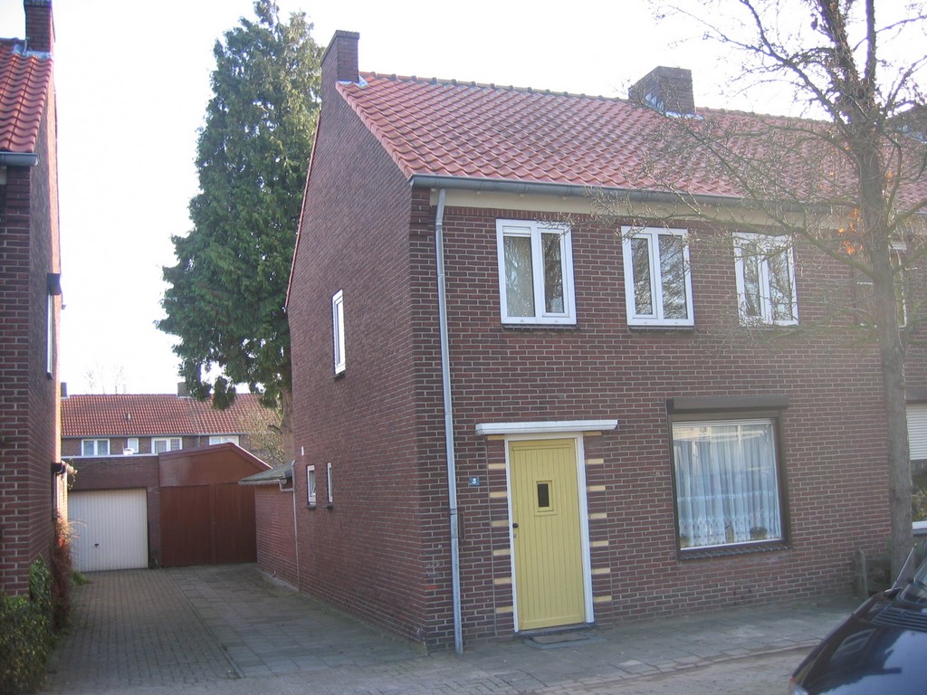 Weerterbeekweg 5, 6001 VH Weert, Nederland