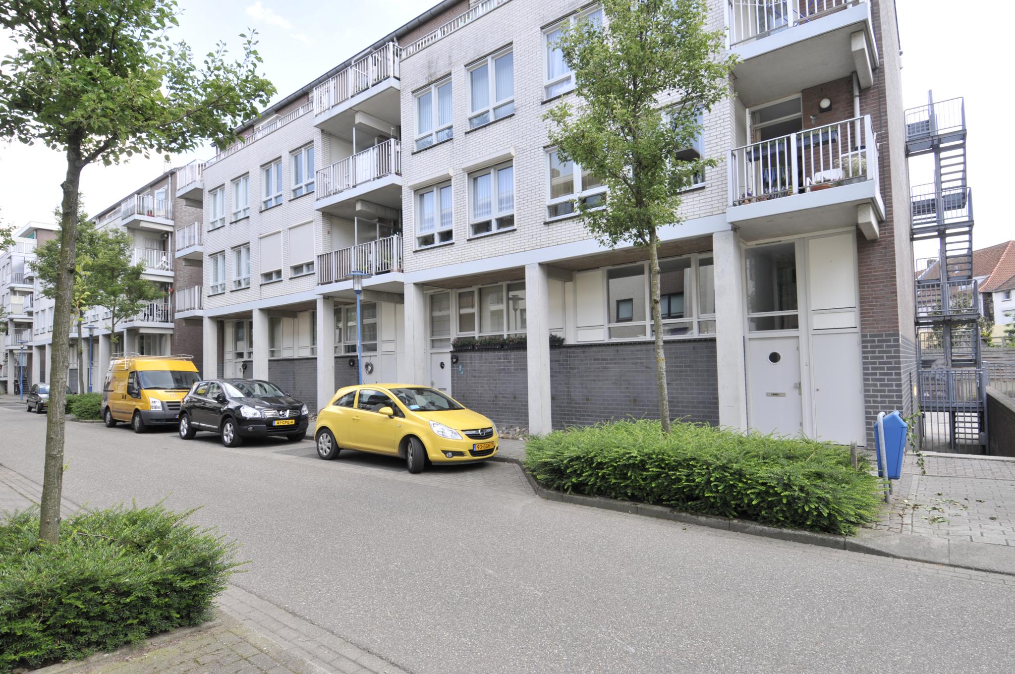 Sint Jacobslaan 15, 6041 LJ Roermond, Nederland