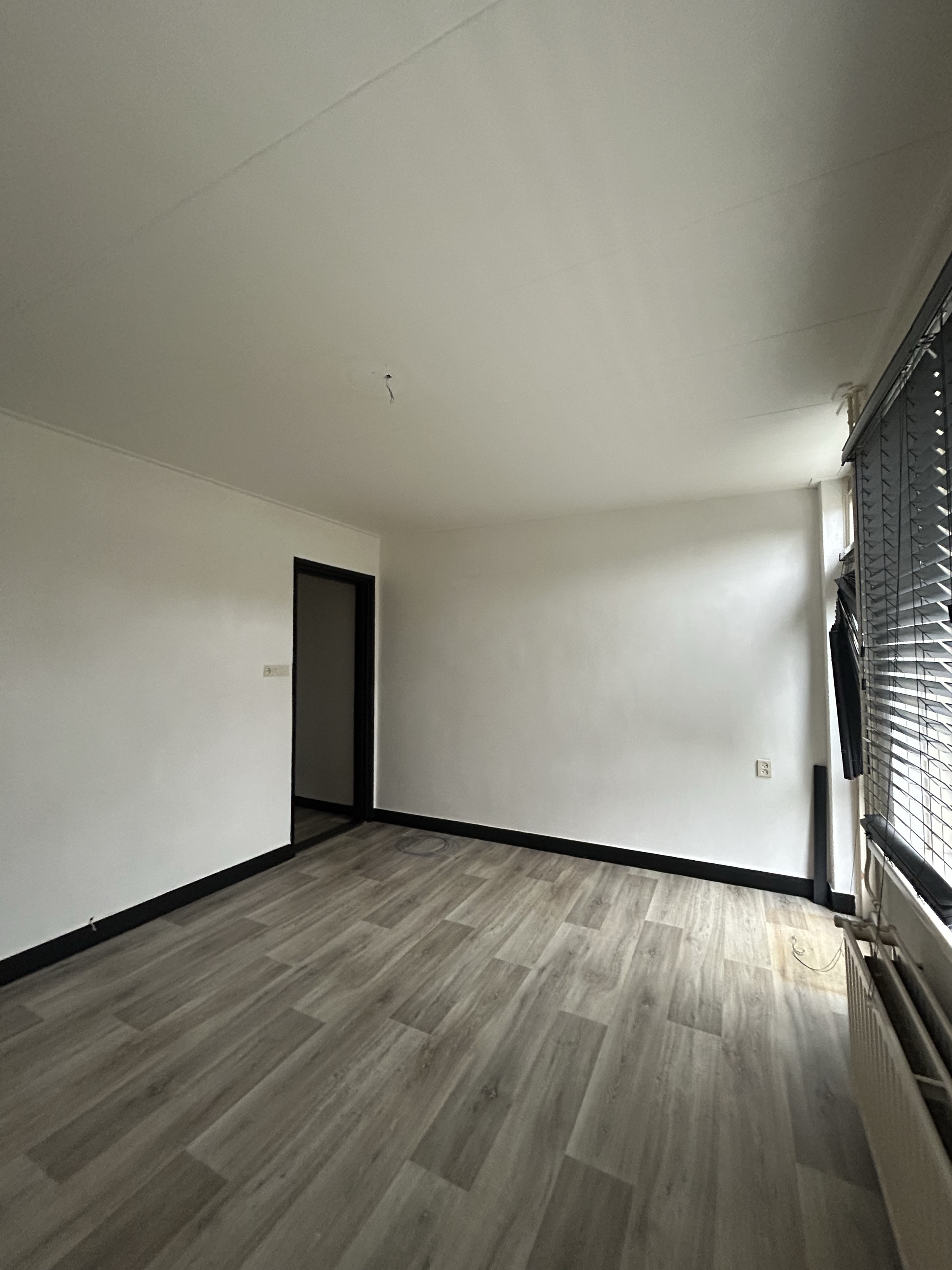 Karel van Den Oeverstraat 15