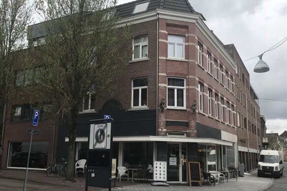 Stationsstraat 2