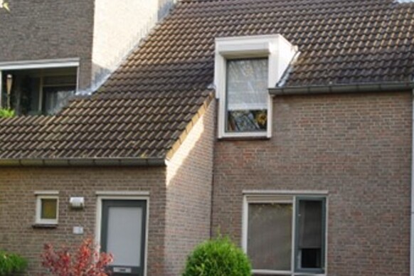 Ribesstraat 1