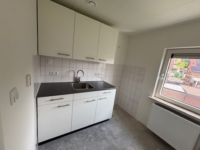 Pastoor Sartonstraat 13A