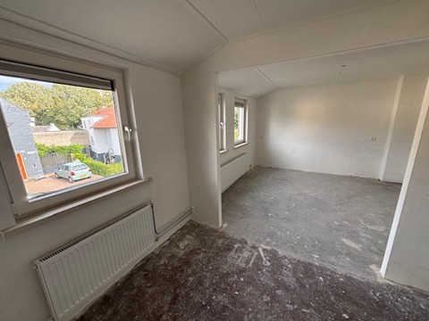 Pastoor Sartonstraat 44A