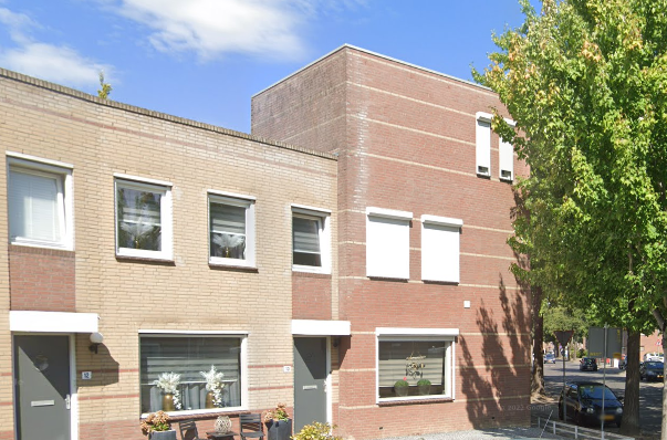 Pastoor Van Den Boorenplein 13, 6433 AP Hoensbroek, Nederland