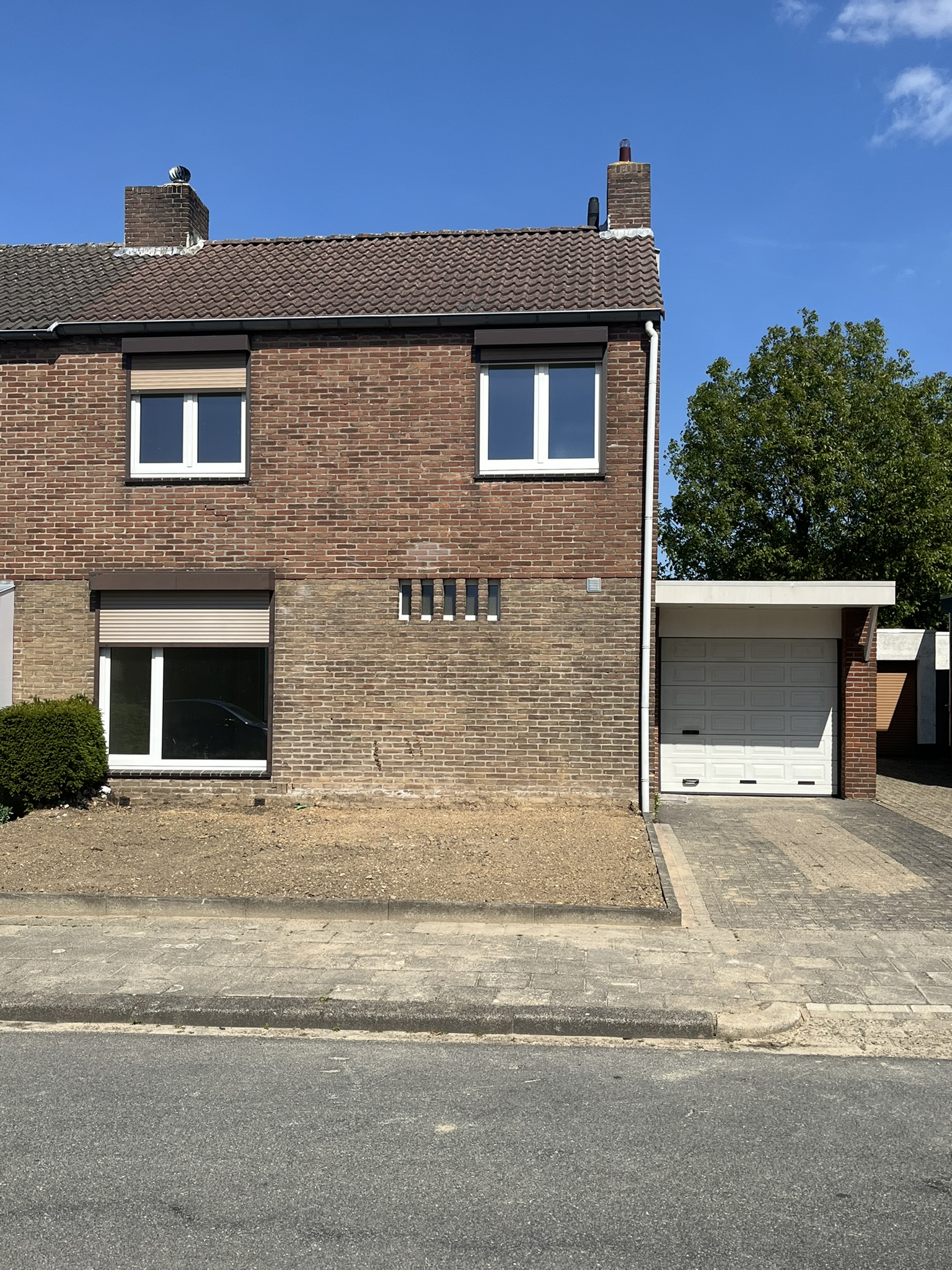 Van Merodestraat 1, 6367 CR Voerendaal, Nederland