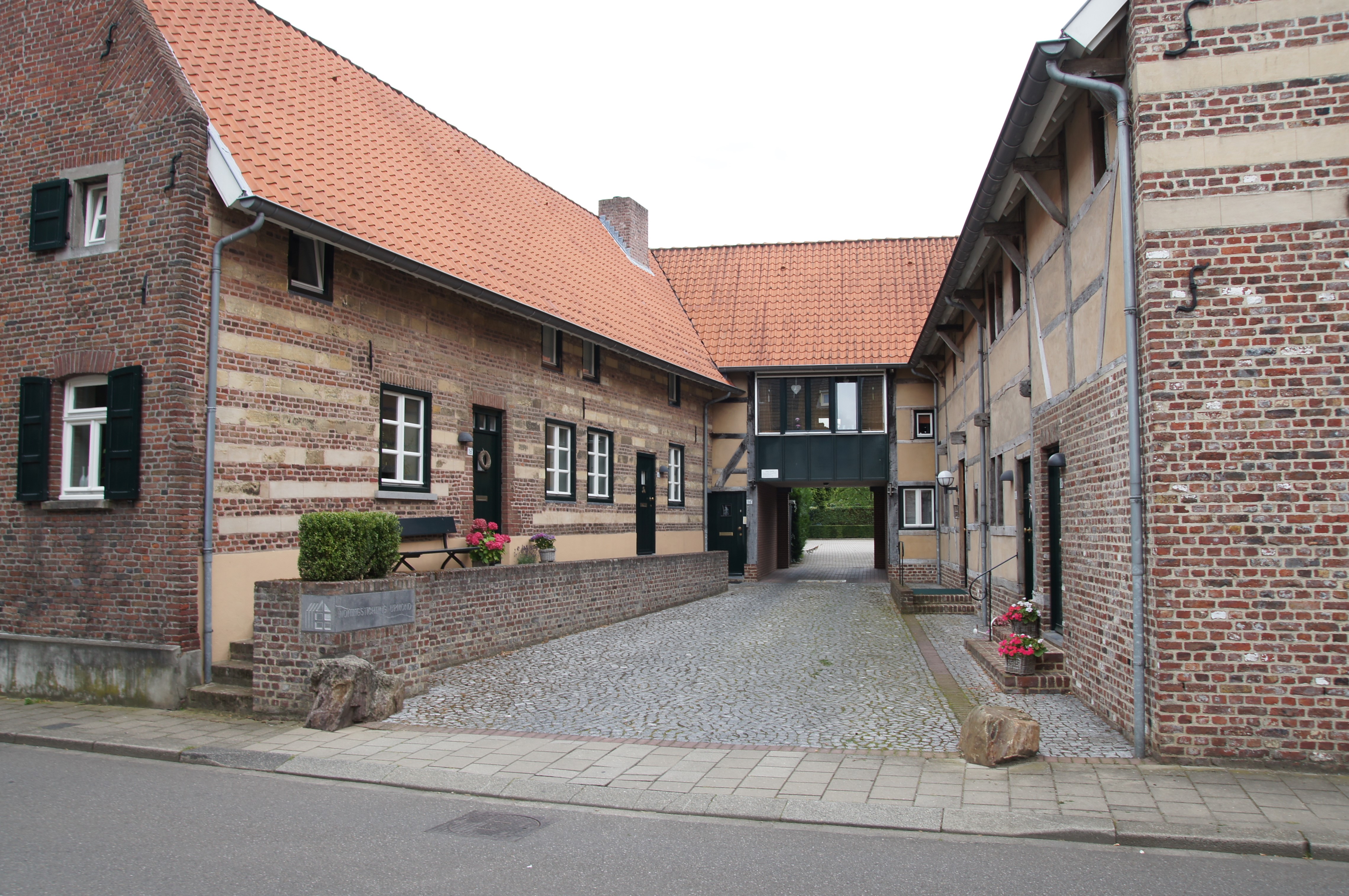 Kerkstraat 16, 6129 BN Urmond, Nederland