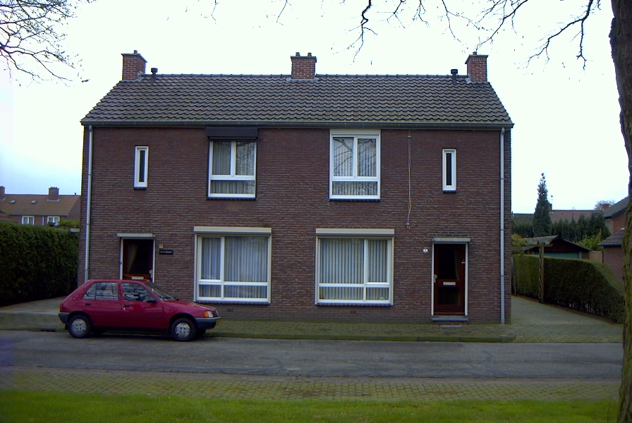 Dokter Poelsplein 9, 5981 TW Panningen, Nederland