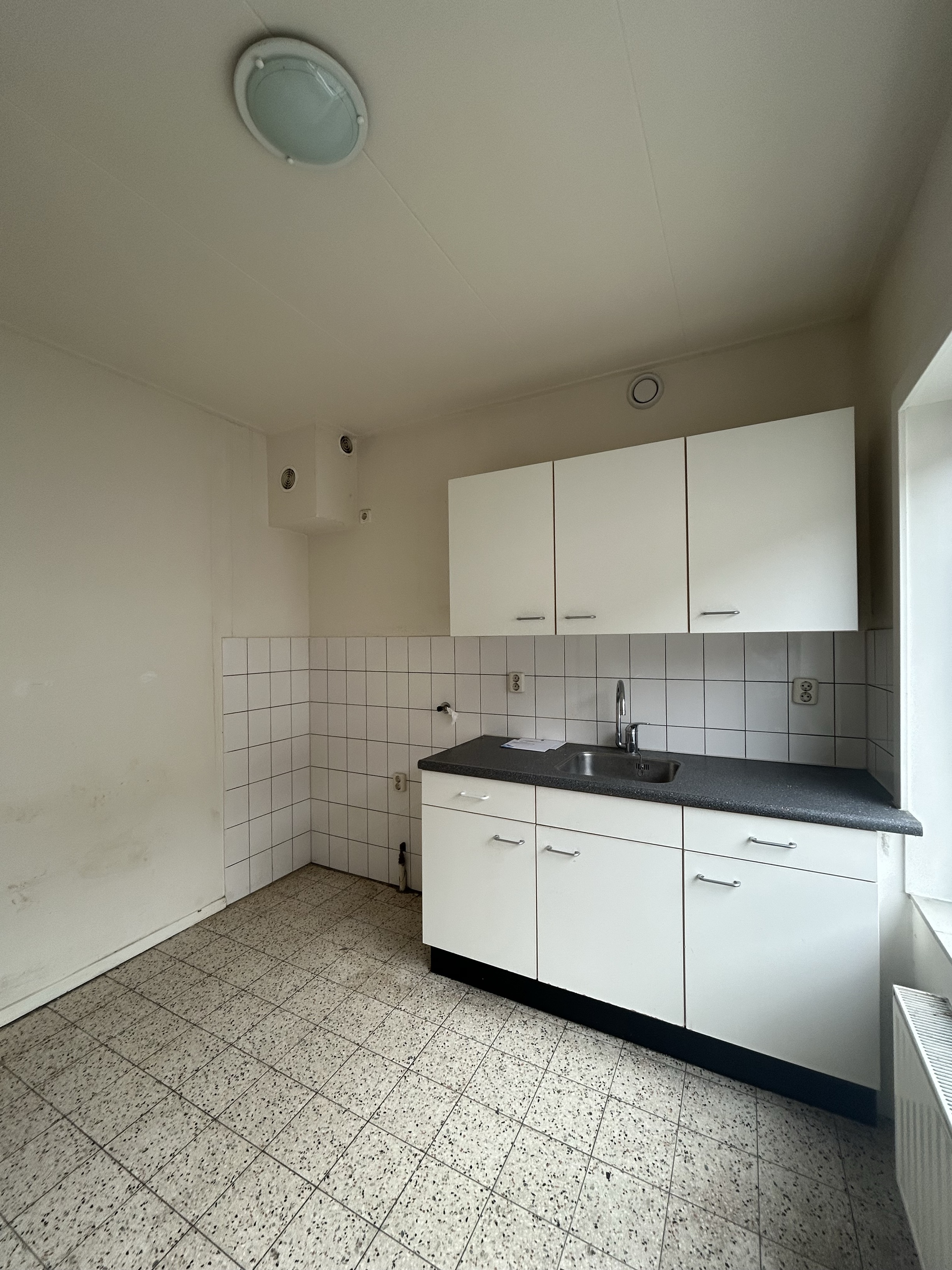 Karel van Den Oeverstraat 23