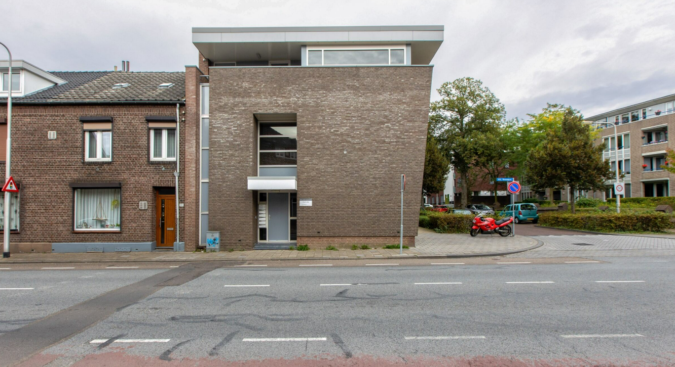 Onze Lieve Vrouwestraat 8D, 6461 BR Kerkrade, Nederland