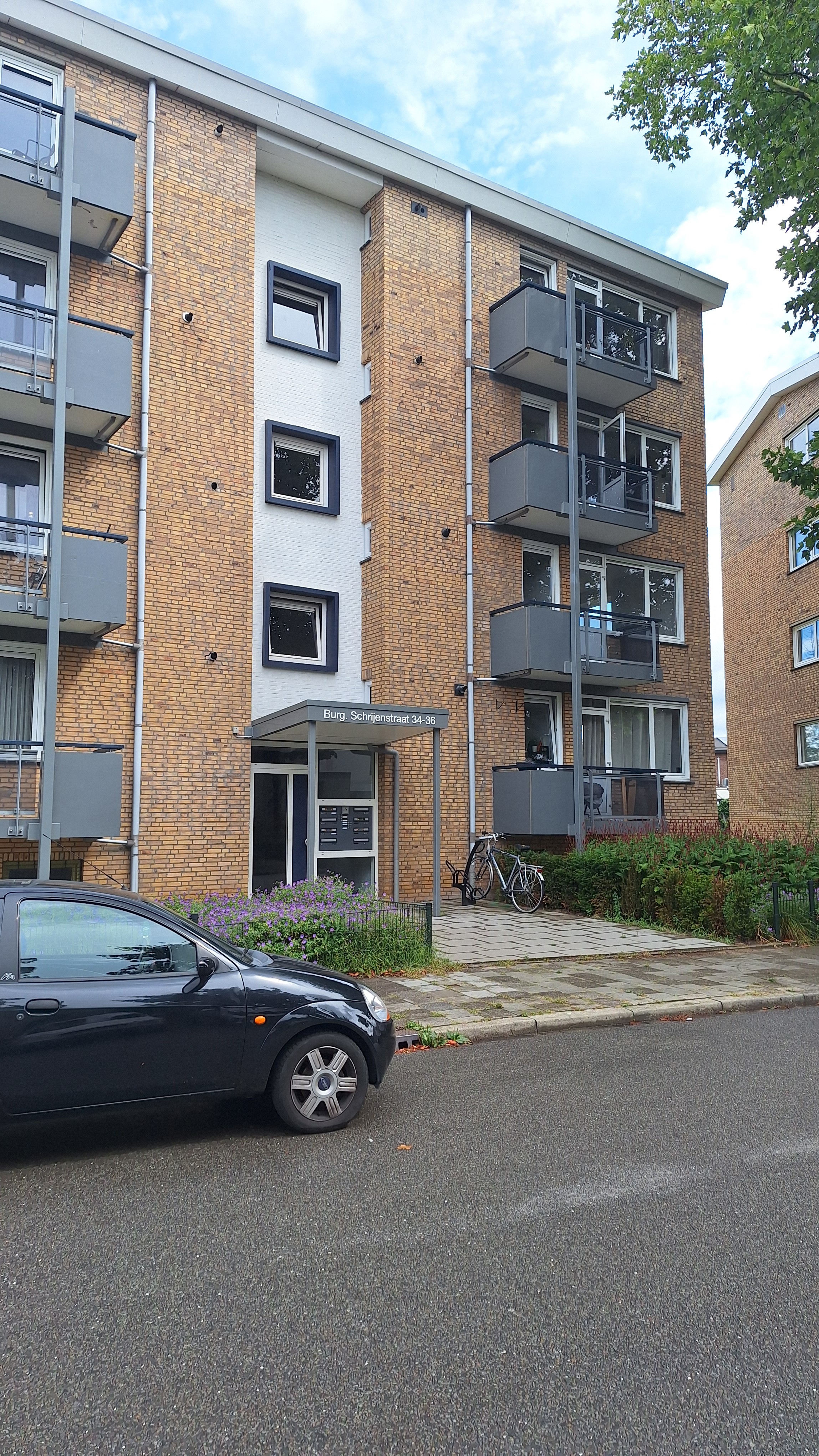 Burgemeester Schrijenstraat 36, 6137 RS Sittard, Nederland