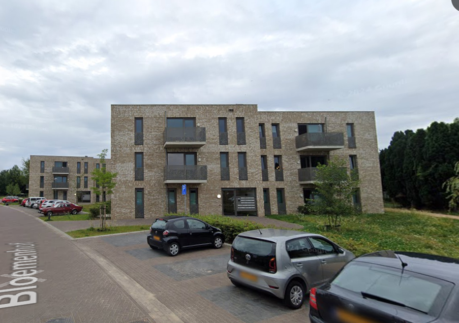 Bloemenhof 18