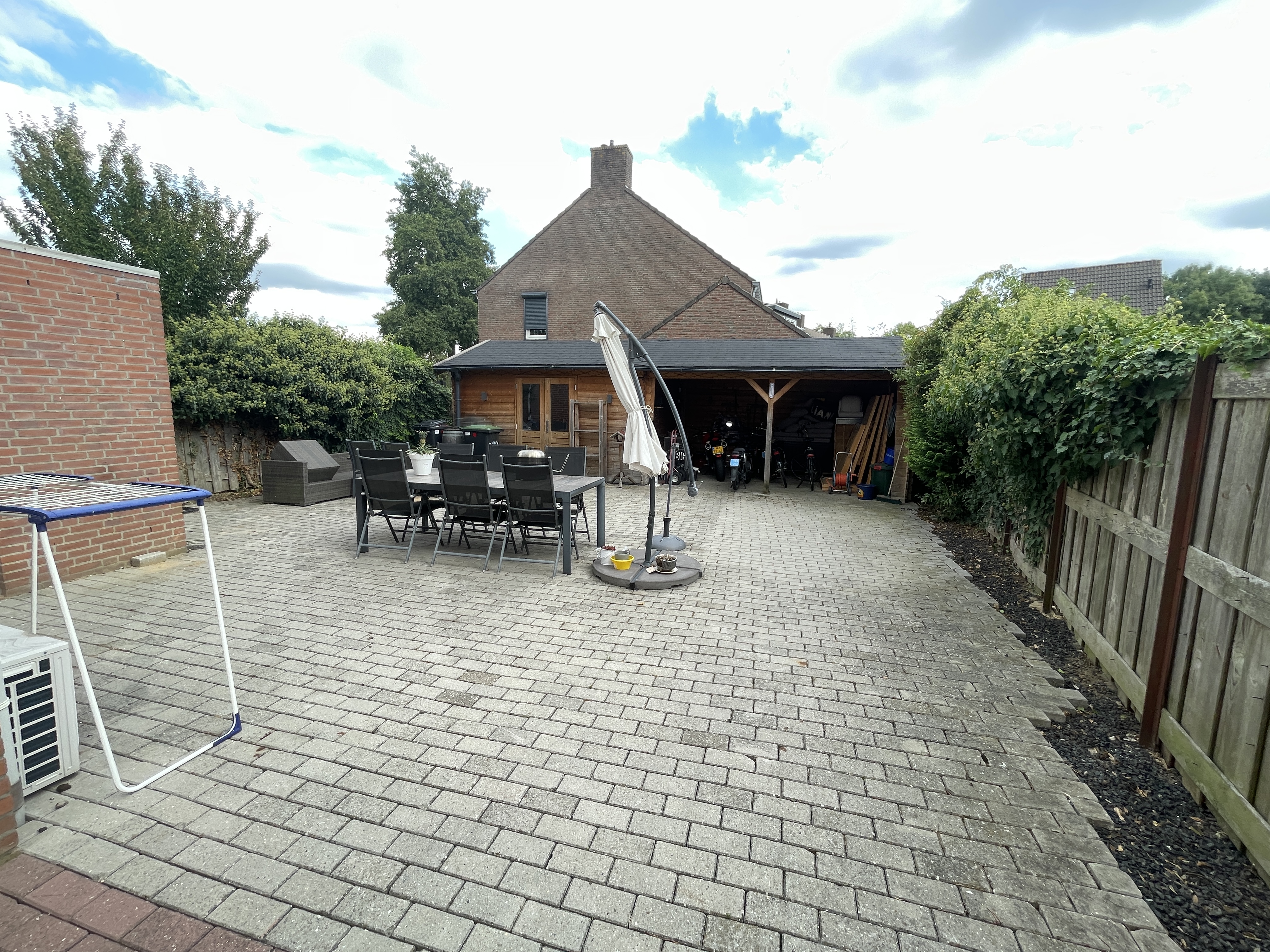 Pastoor Sandersstraat 3