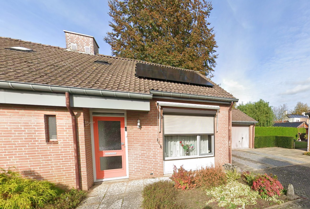 Raadhuisplein 11, 6097 AS Heel, Nederland