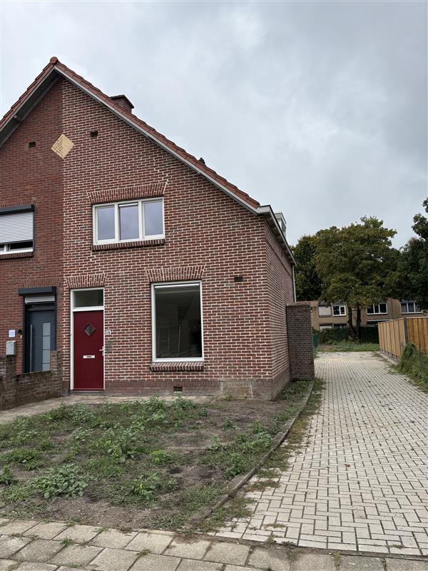 Treebeekstraat 115, 6446 XR Brunssum, Nederland