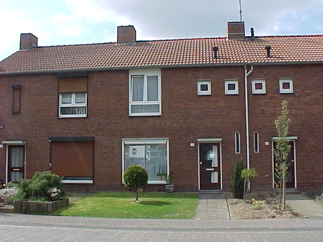 Pastoor de Eerensstraat 3, 6063 CB Vlodrop, Nederland
