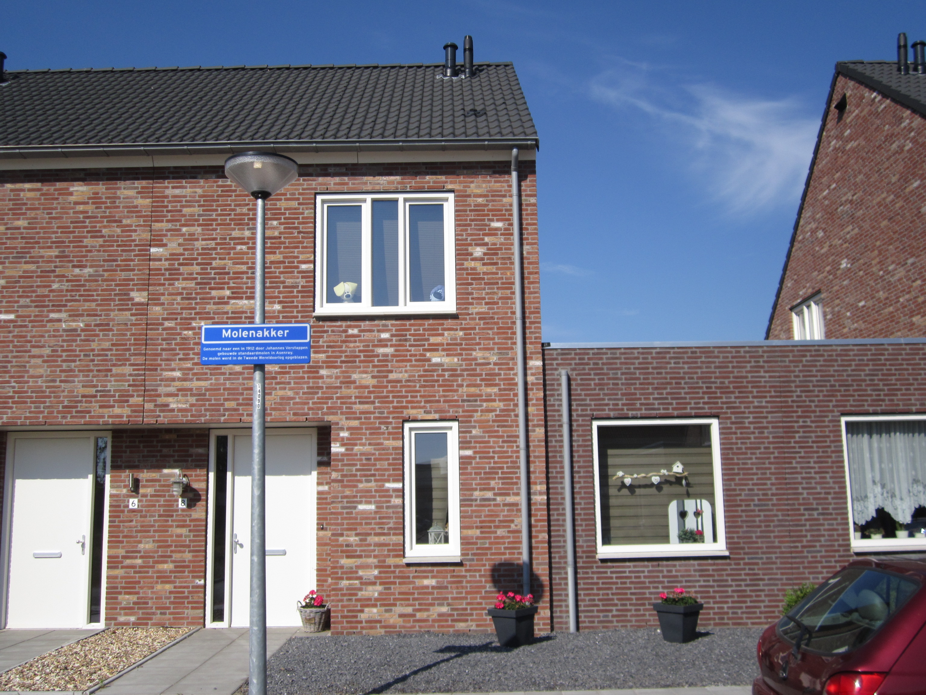 Molenakker 8, 6042 MA Roermond, Nederland