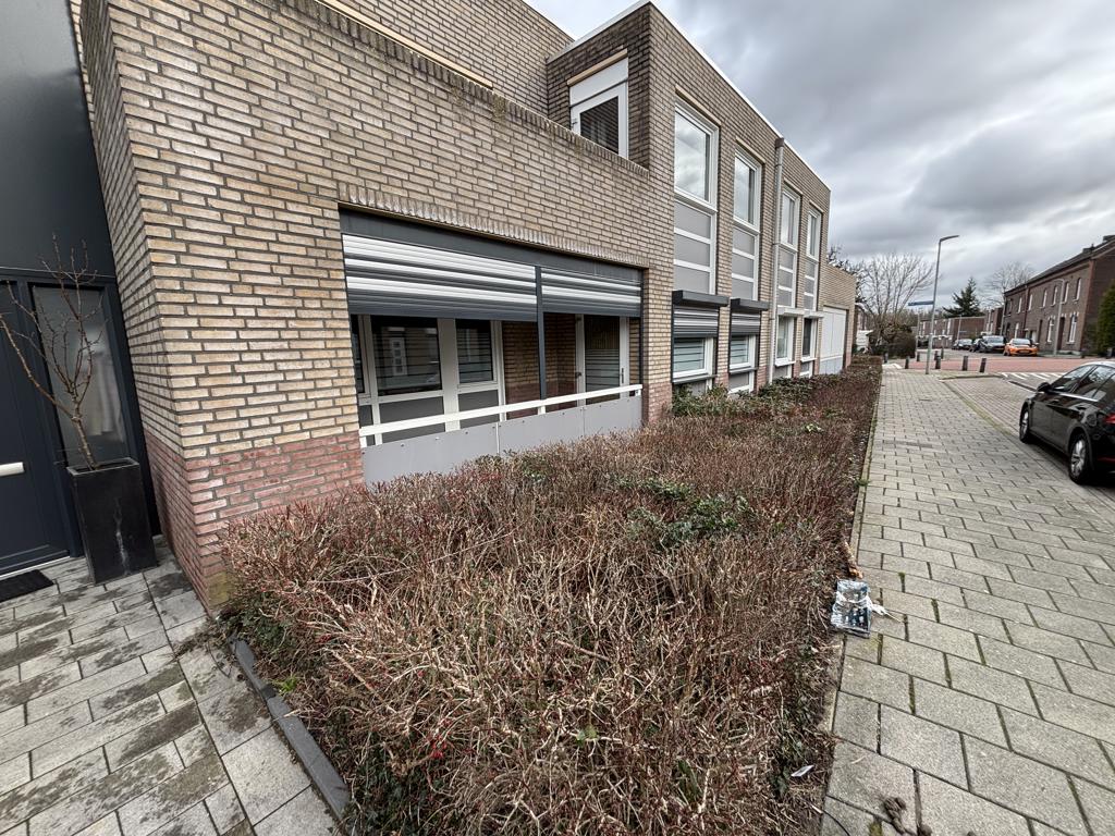 Monseigneur Feronlaan 120, 6433 CL Hoensbroek, Nederland