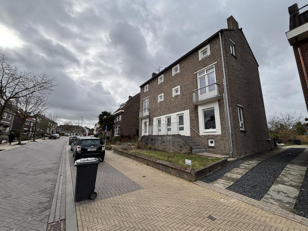 Amstenraderweg 117, 6431 EK Hoensbroek, Nederland