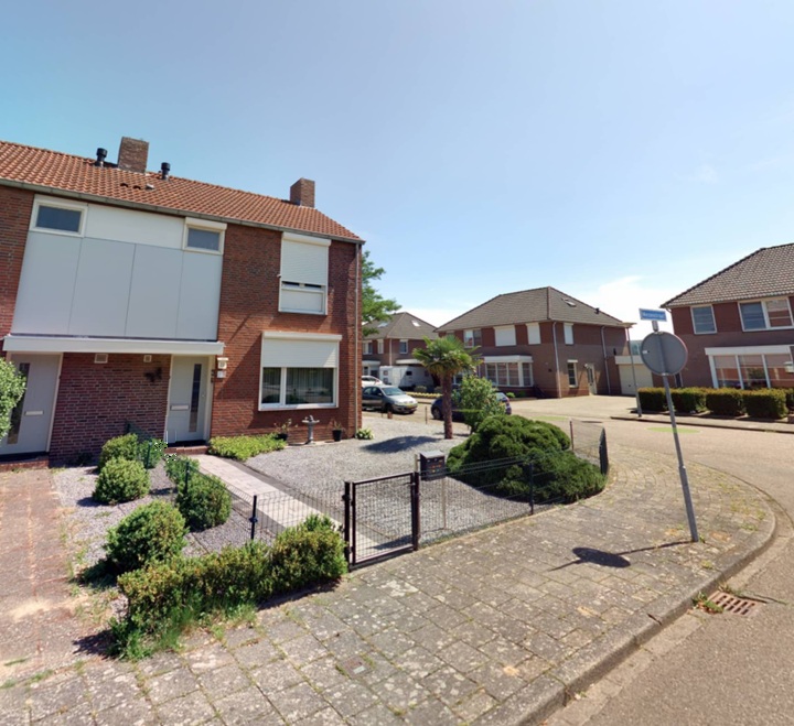 Mezenstraat 23, 6093 BX Heythuysen, Nederland