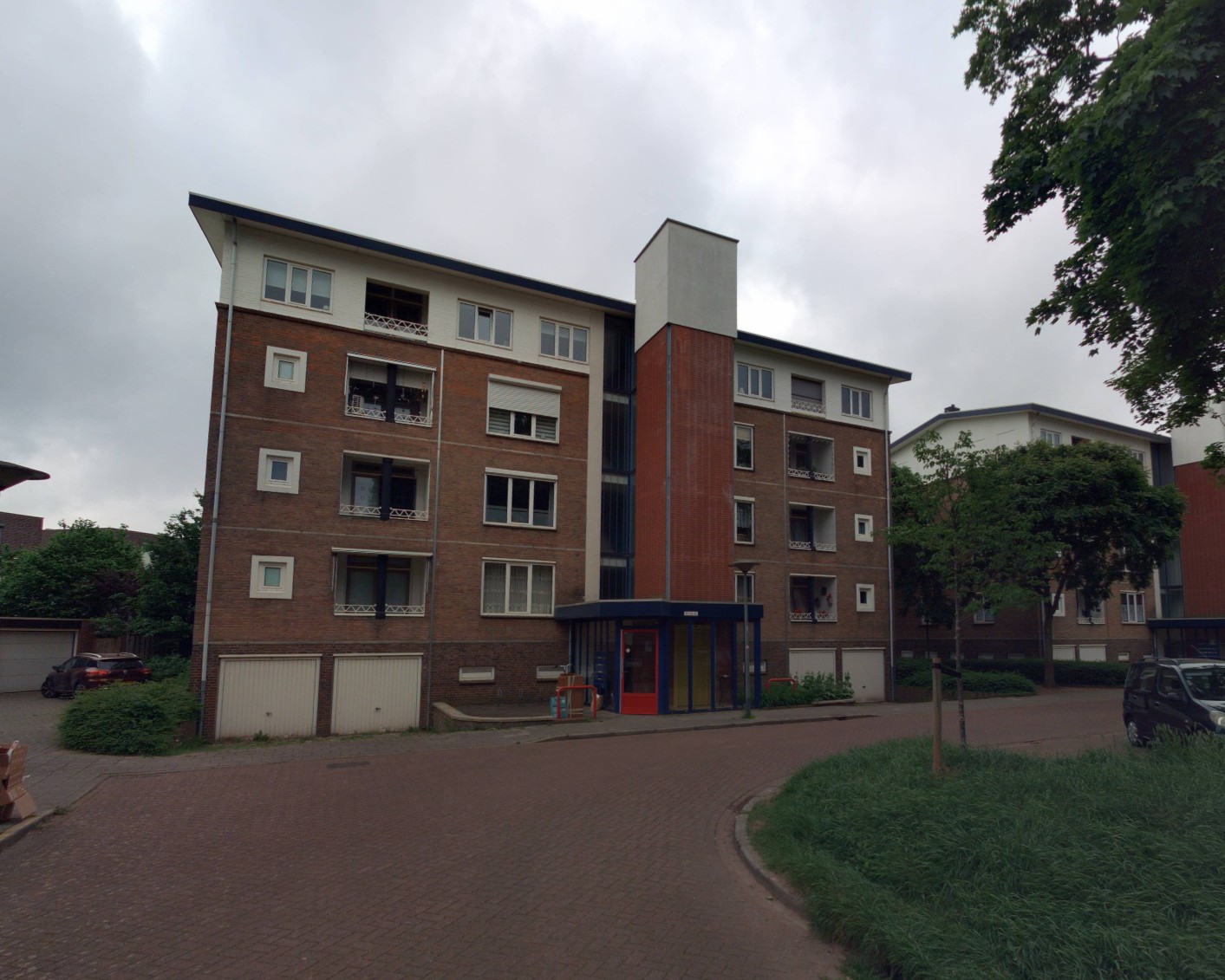 Kapelaan Sarsstraat 35, 6043 CG Roermond, Nederland