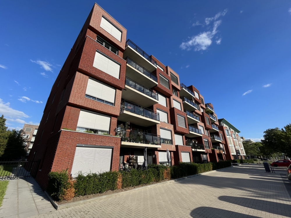 Bredeweg 237, 6042 GE Roermond, Nederland