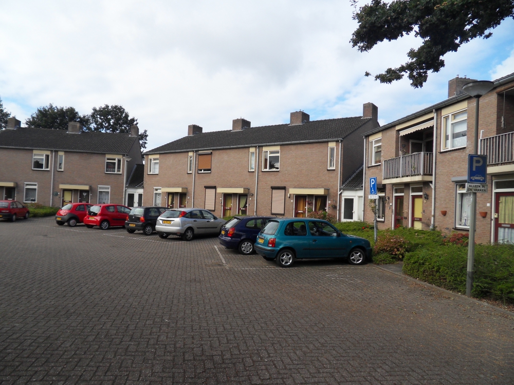 Omstraat 18, 6121 LM Born, Nederland