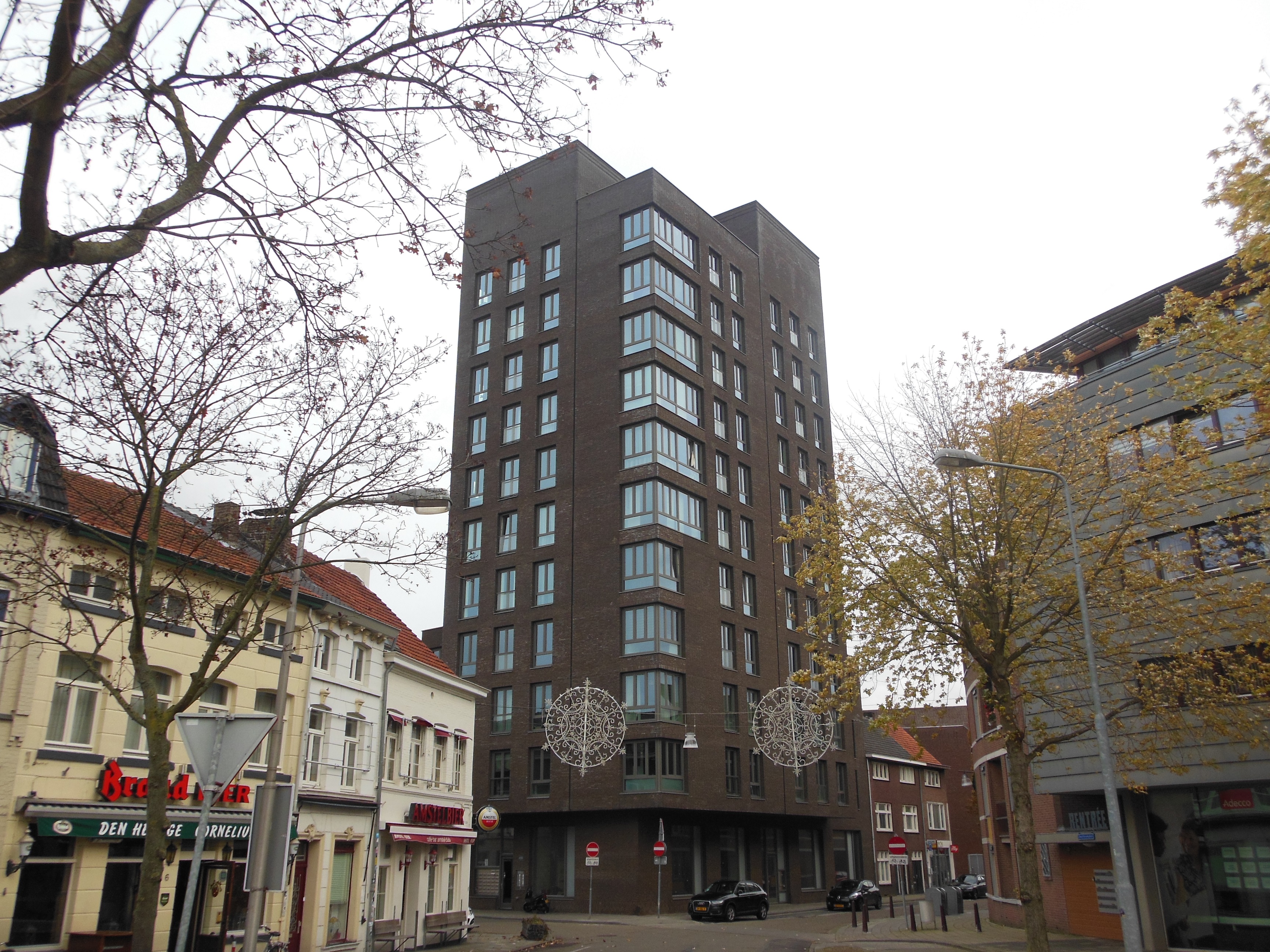 Schuitenberg 111, 6041 JH Roermond, Nederland