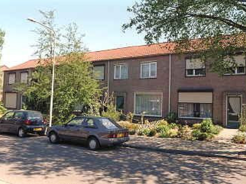 Gouverneurstraat 4