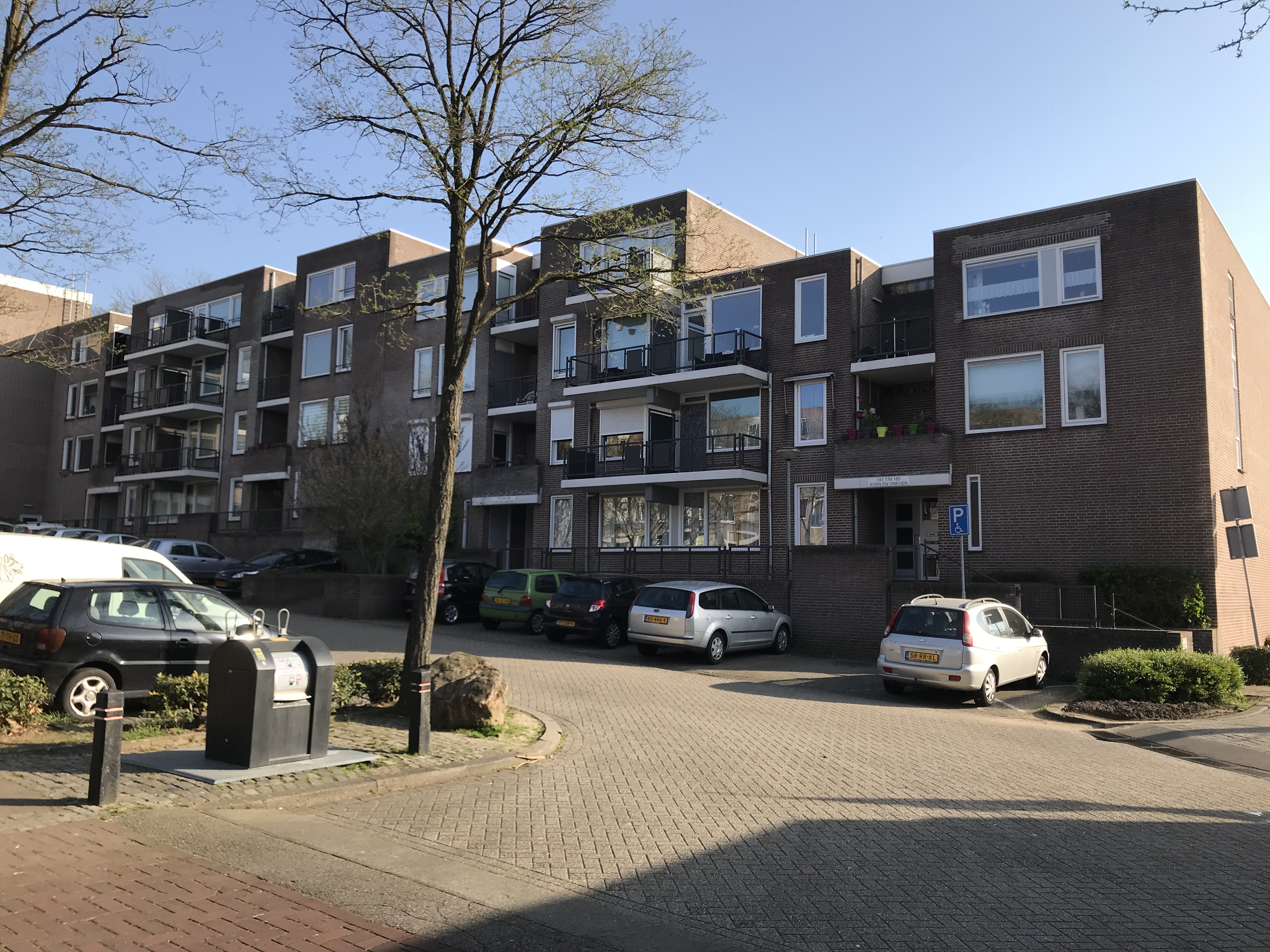 Gebrookerplein 173, 6431 LX Hoensbroek, Nederland