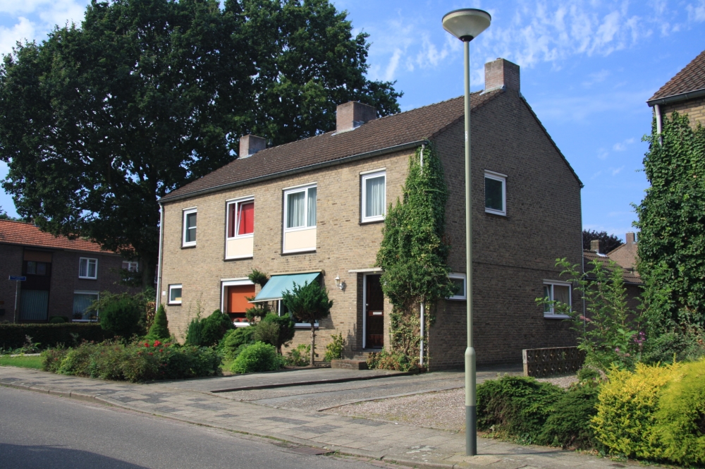 Pastoor Tissenstraat 12, 6181 HV Elsloo, Nederland