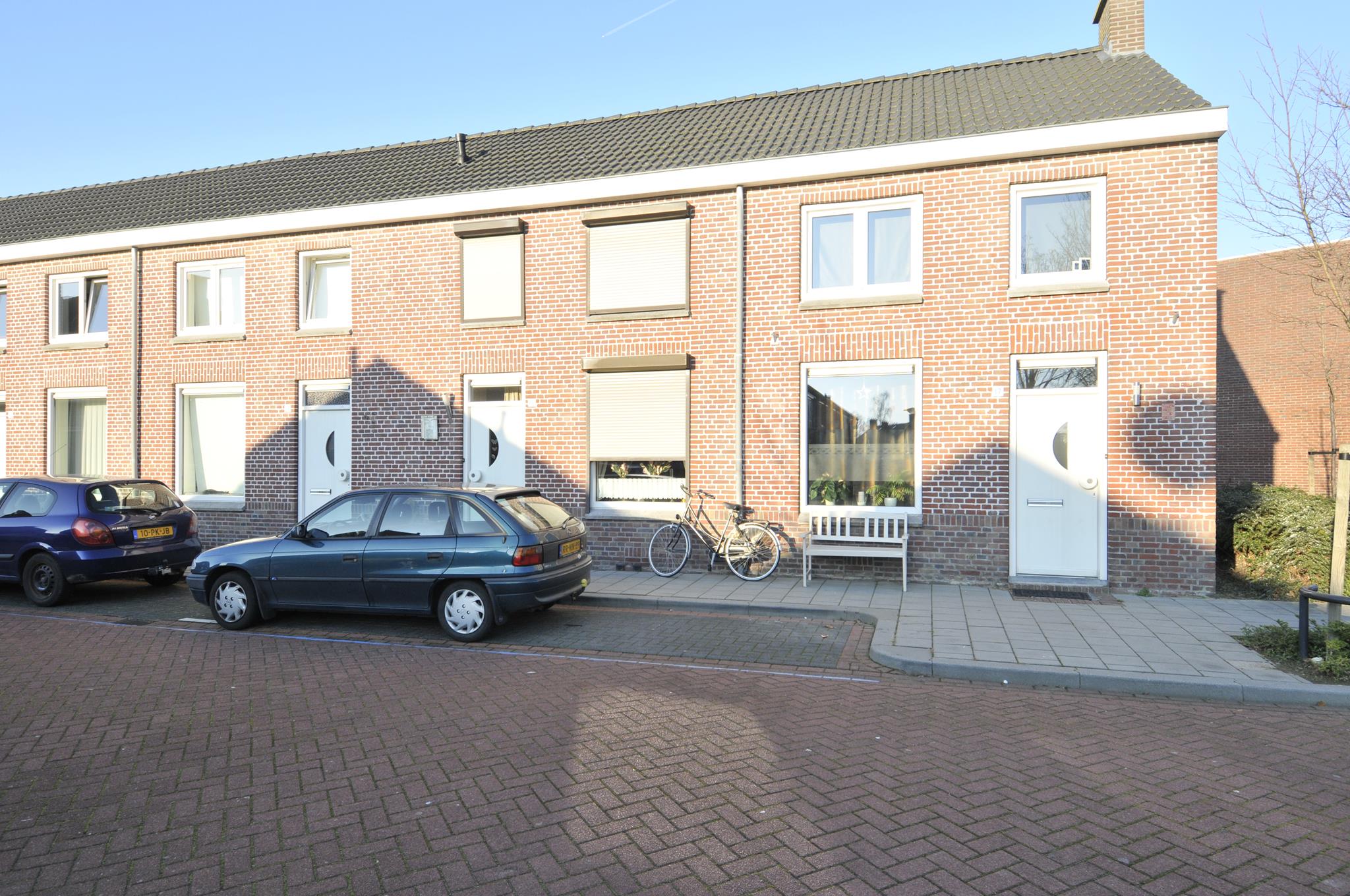 Burgemeester Rauppstraat 17, 6043 AX Roermond, Nederland
