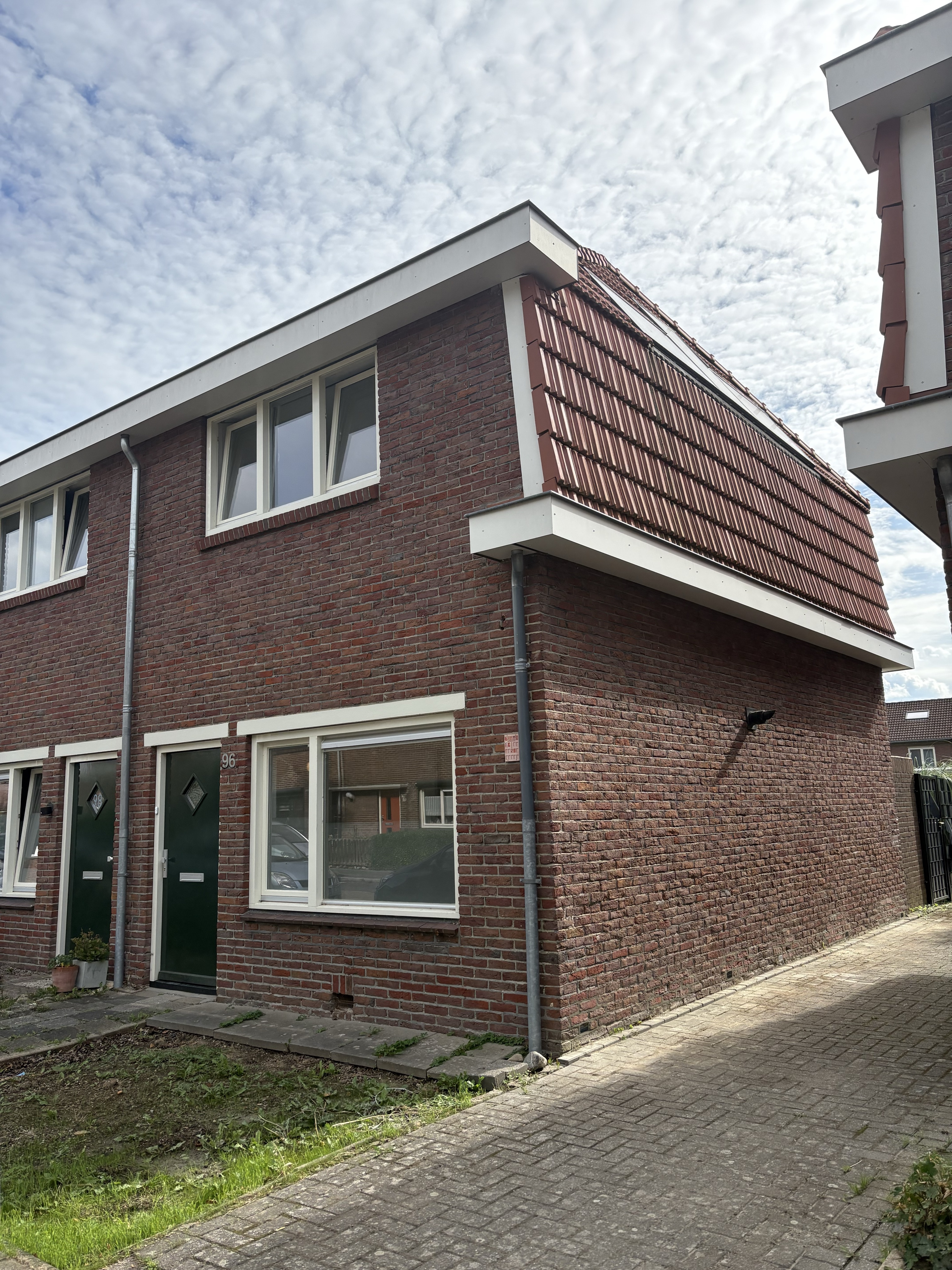 Hendrik van Veldekestraat 96, 6416 TR Heerlen, Nederland