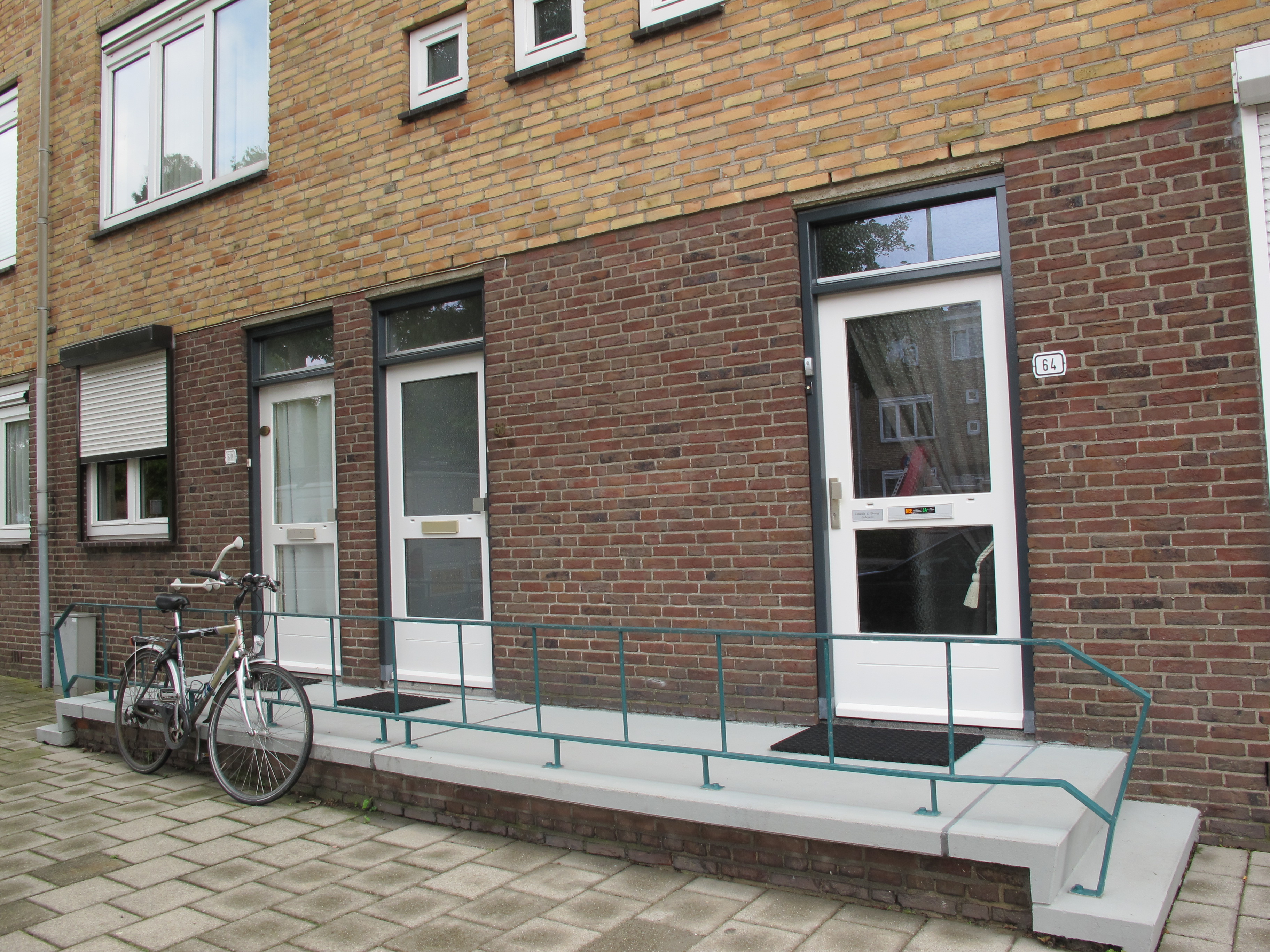 Burgemeester Lemmensstraat 64