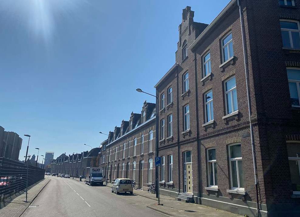 Parallelweg 1H