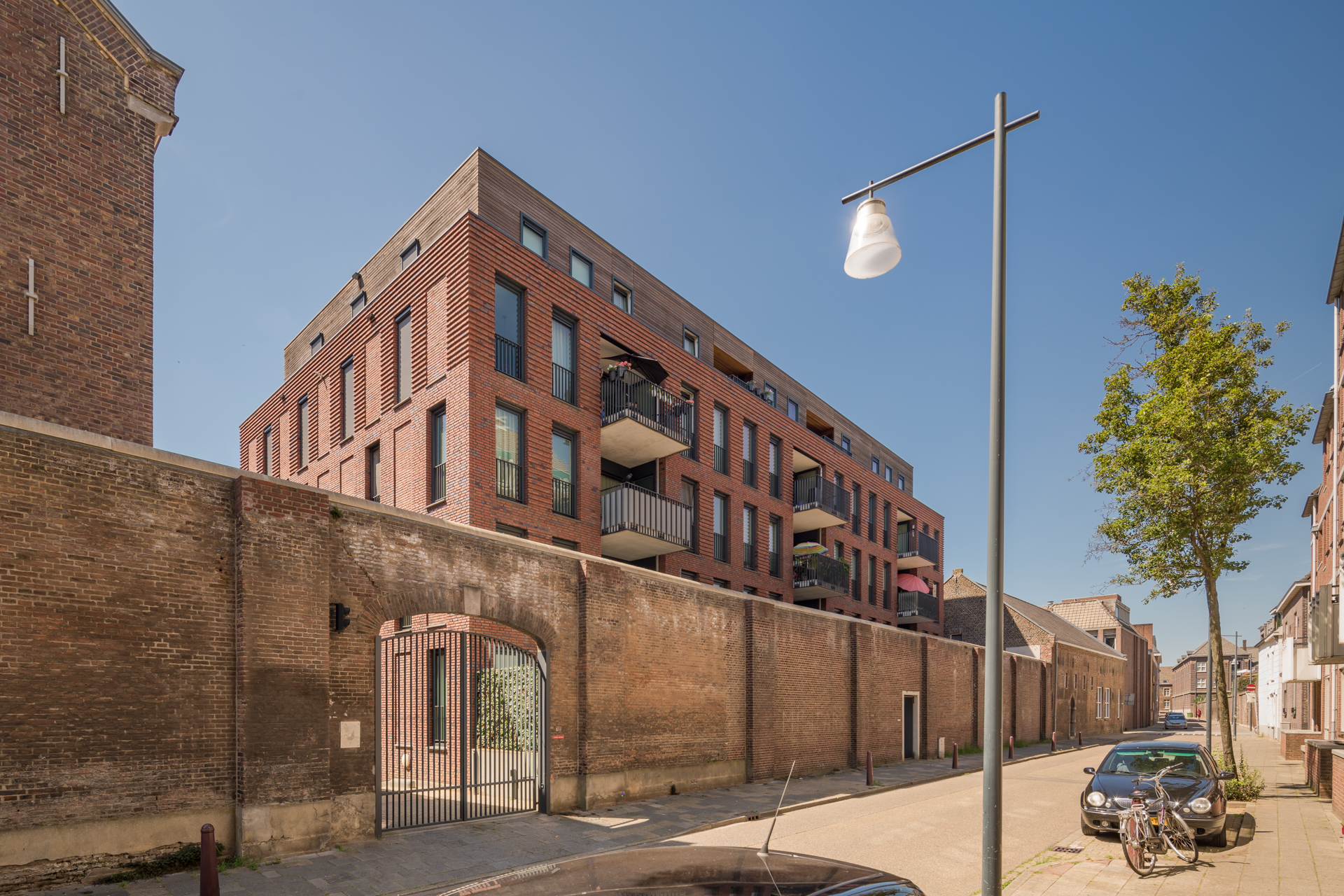 Pierre Huyskensplein 12, 6041 MZ Roermond, Nederland
