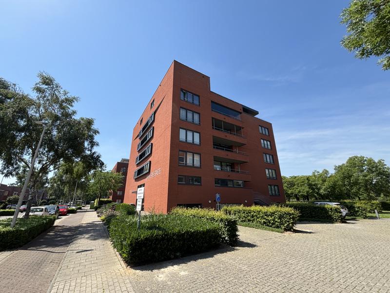 Cavaleriestraat 122 + parking