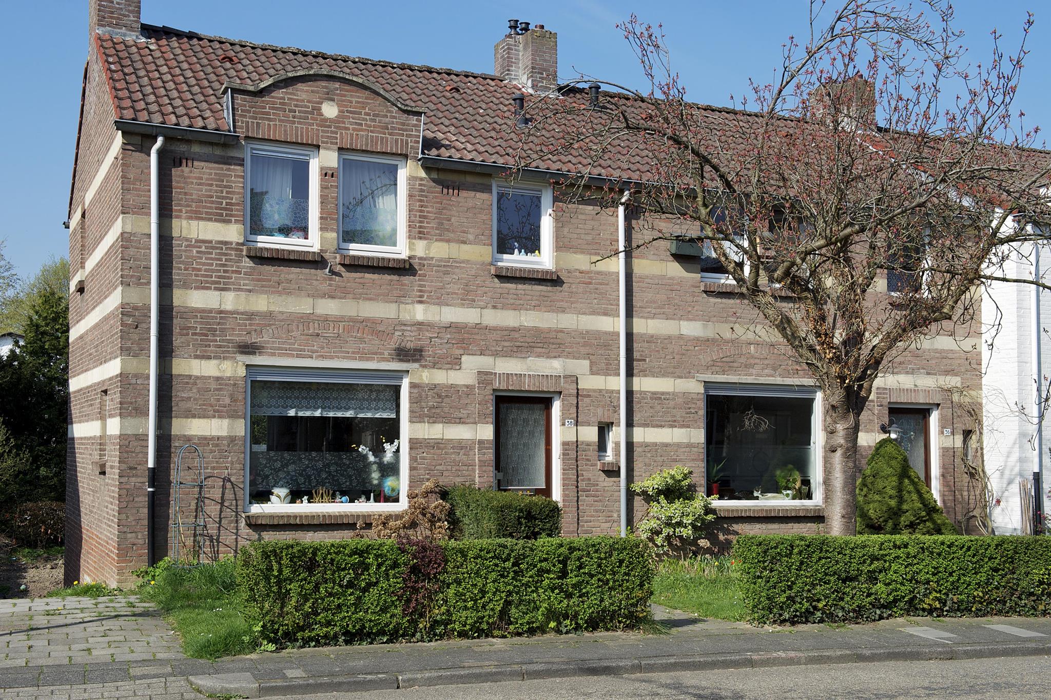 Pastoor Sartonstraat 38, Valkenburg aan de Geul