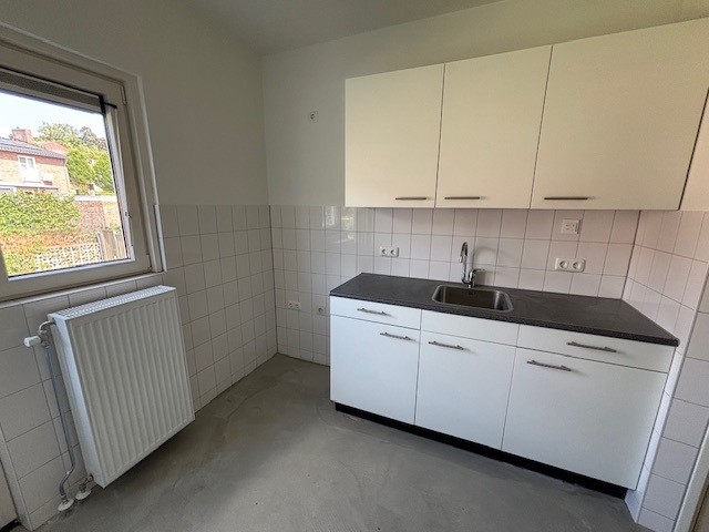 Pastoor Sartonstraat 15