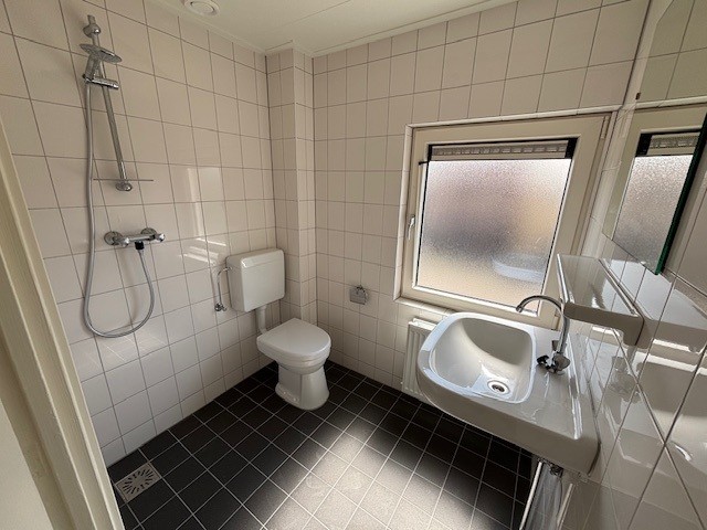 Pastoor Sartonstraat 15